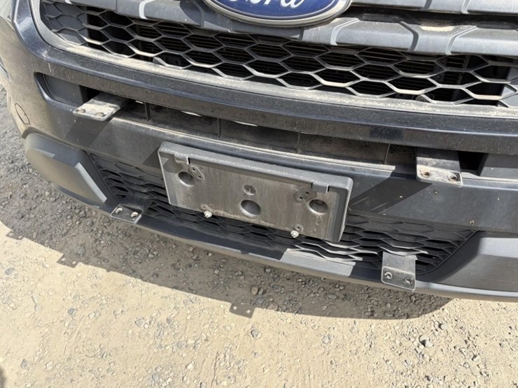 2017-ford-explorer-image-11