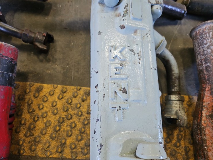 quantity-of-pneumatic-jack-hammers-image-4