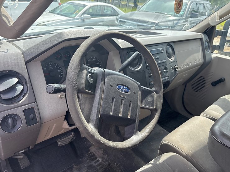 2010-ford-f250-image-6