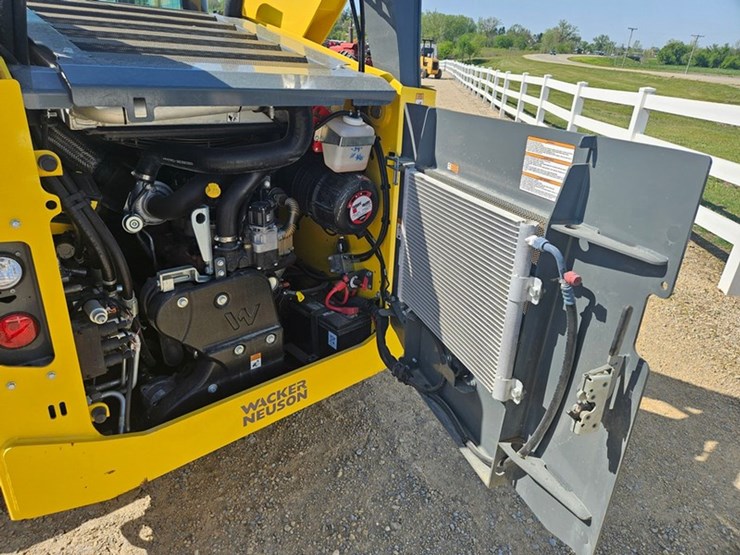 2024-wacker-neuson-st50-image-19