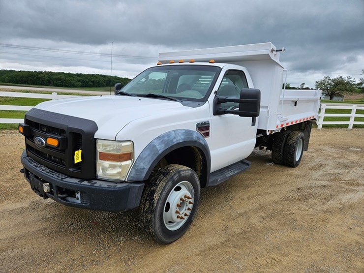 2008-ford-f550-image-1
