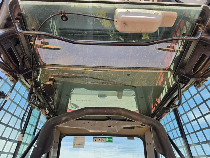 2018-takeuchi-tl10v2-image-8