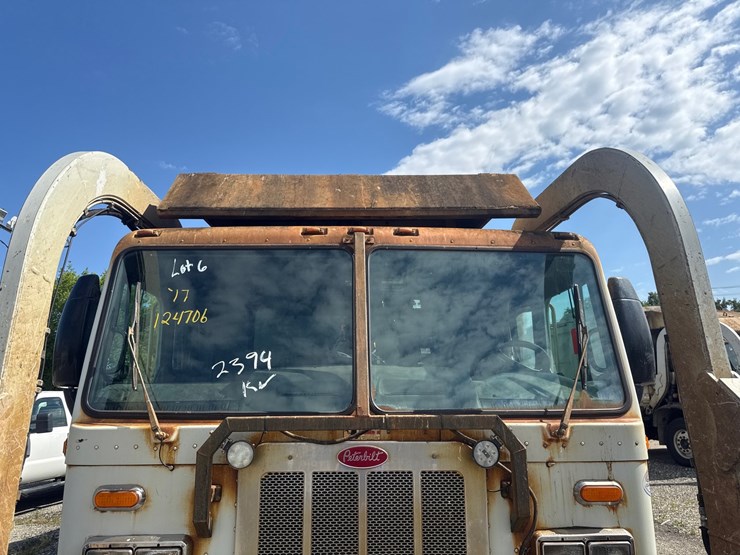 #6-•-2017-peterbilt-heil-front-loader-image-5