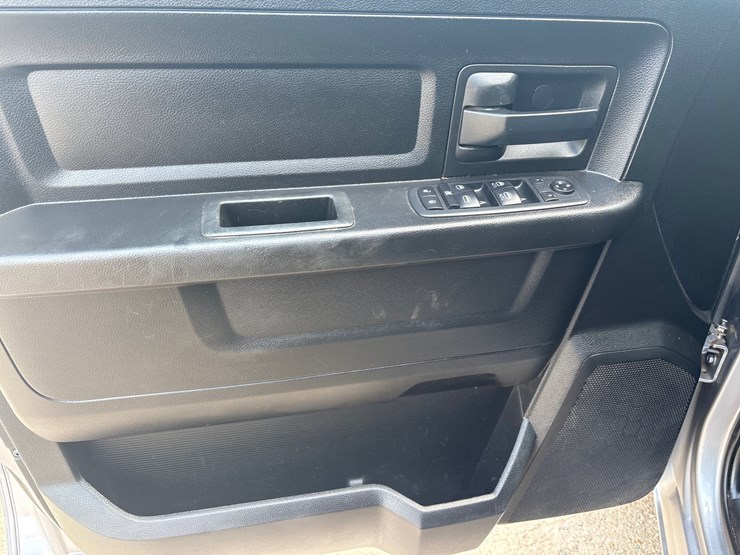 2020-dodge-ram-1500-image-8