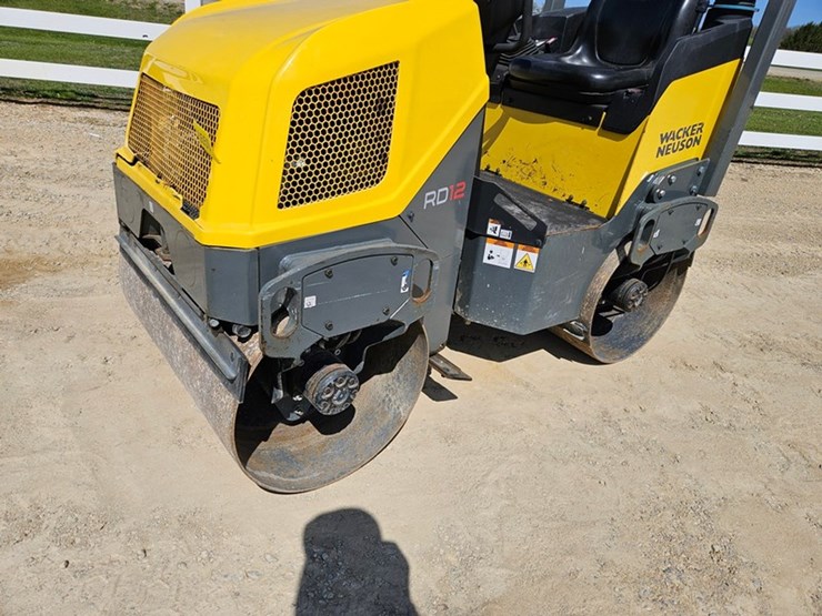2021-wacker-neuson-rd12a-image-11