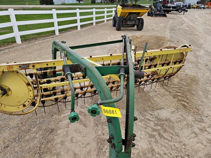 john-deere-660-image-10