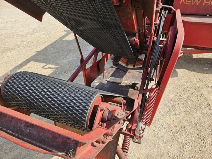 new-holland-276-image-20