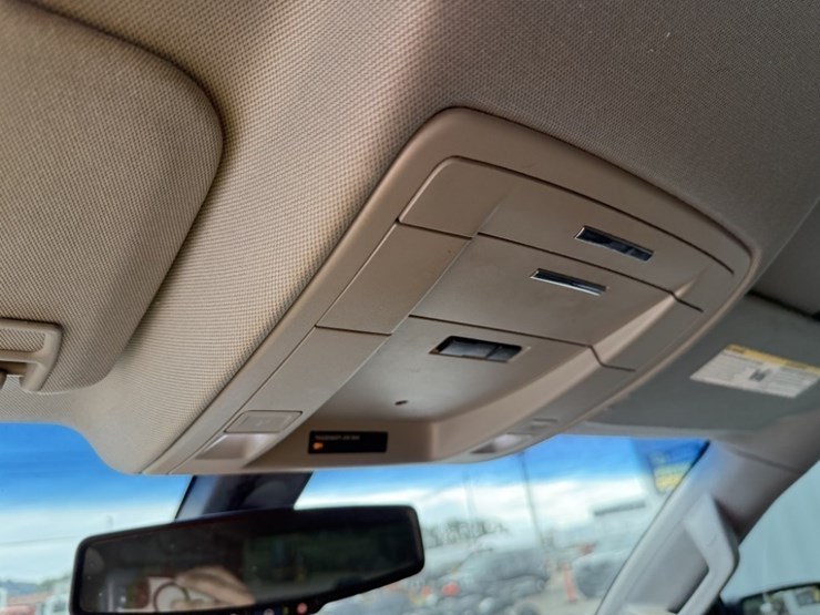 2019-chevrolet-tahoe-image-36