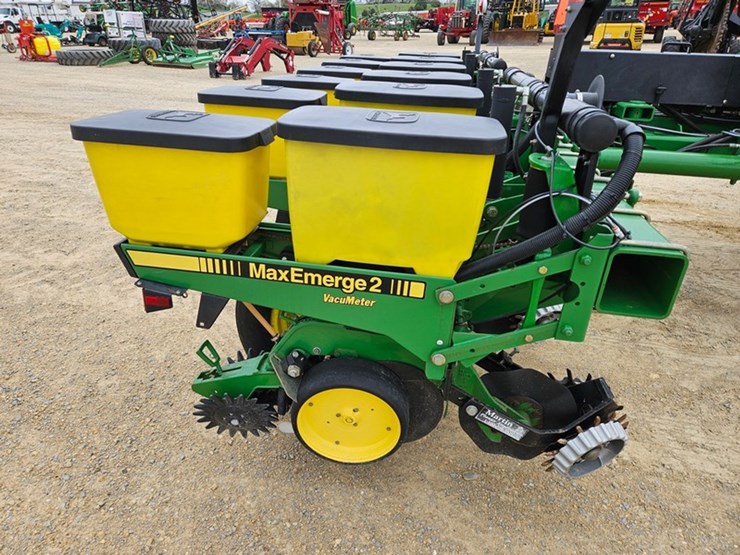 john-deere-7200-image-52