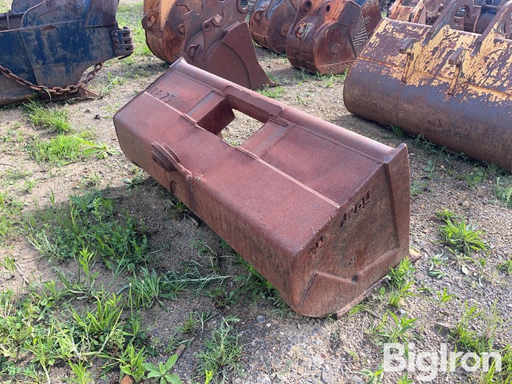 wain-roy-be-75-excavator-clean-out-bucket-image-5