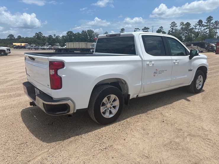 2021-chevrolet-silverado-1500-image-3