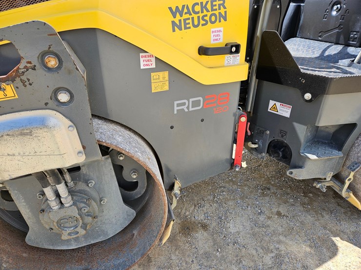 2017-wacker-neuson-rd28-120-image-11