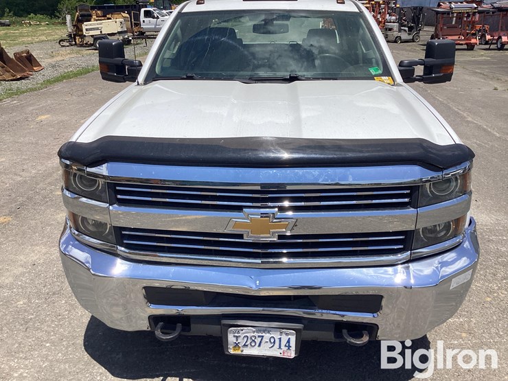 2018-chevrolet-silverado-3500-image-12