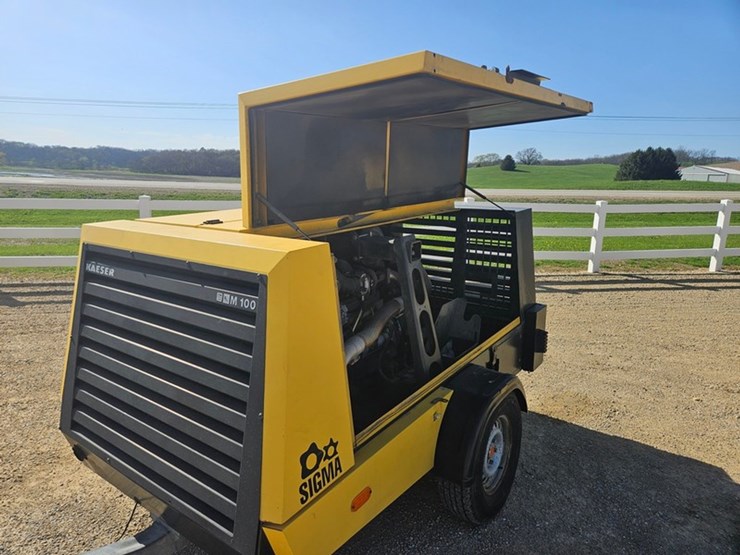 2015-kaeser-m100-image-25
