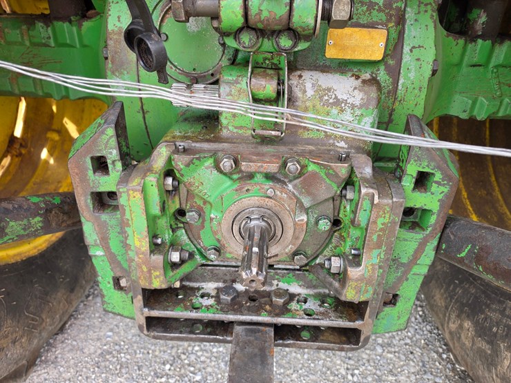 1975-john-deere-4230-image-16