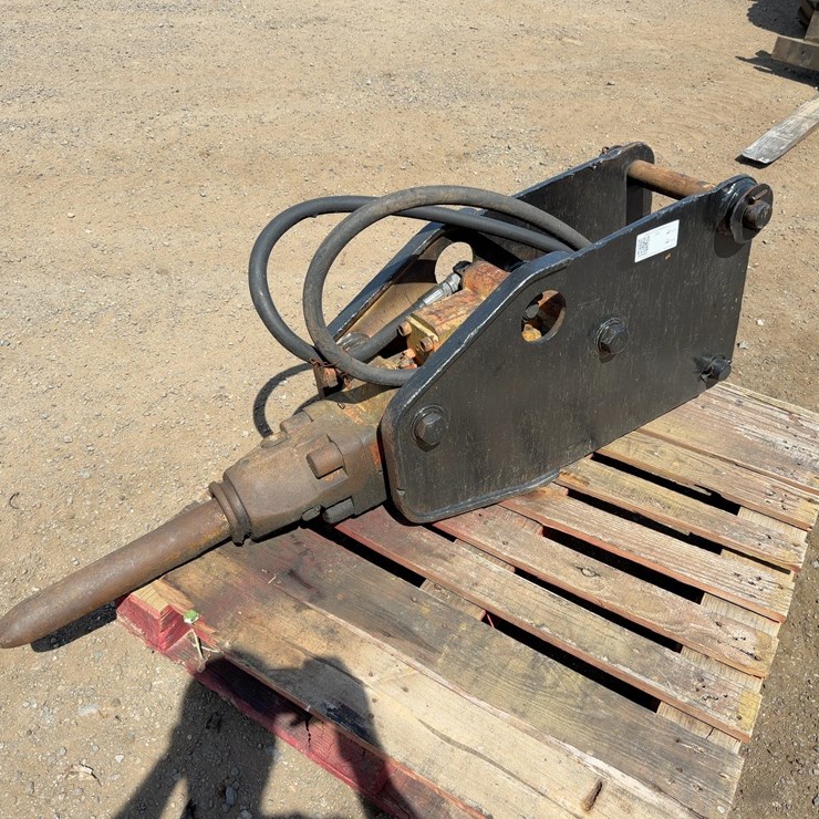 NPK HYDRAULIC BREAKER HAMMER