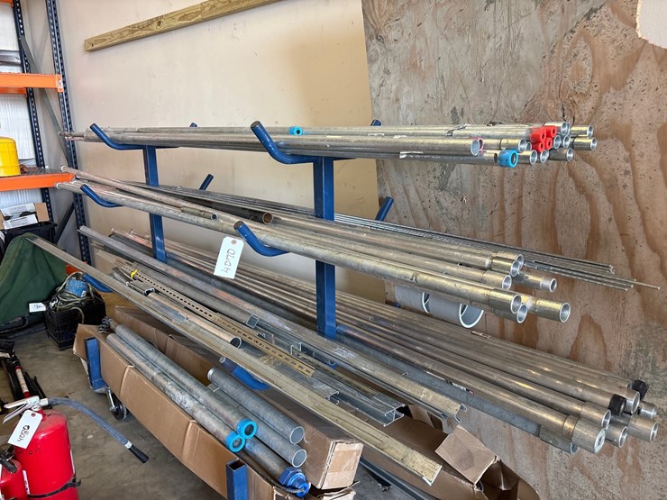 #4070-•-rack-of-pipe-and-angle-iron-of-various-sizes-image-4
