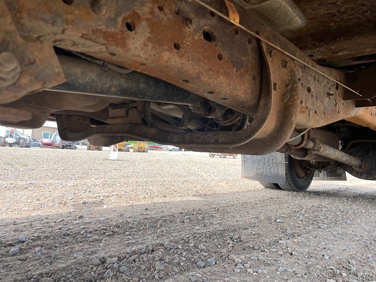 2004-ford-f450-image-14