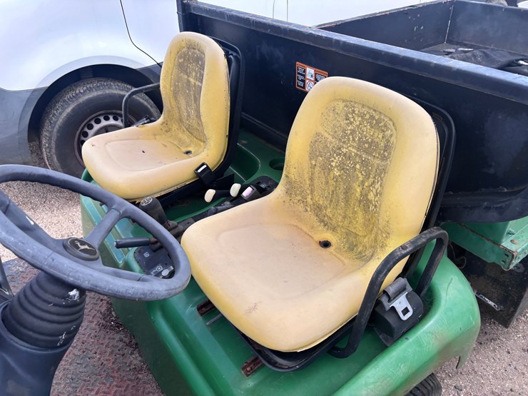 john-deere-gator-image-6