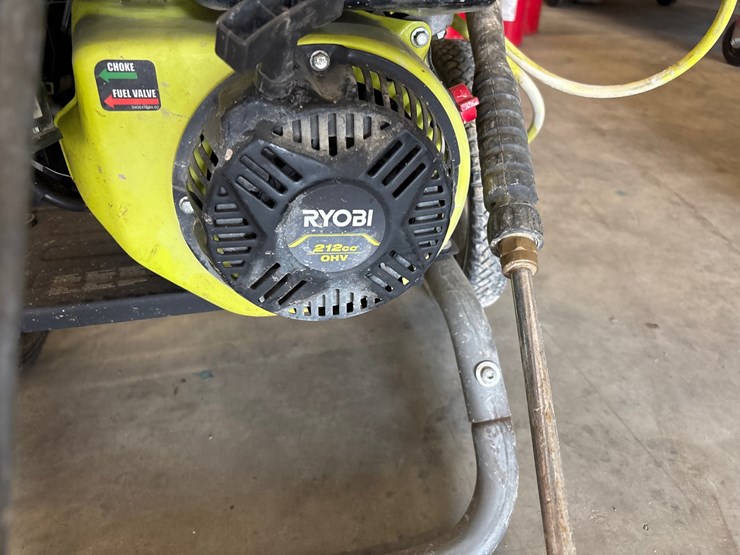 #4078-•-ryobi-2900-psi-pressure-washer-with-three-wands-image-1