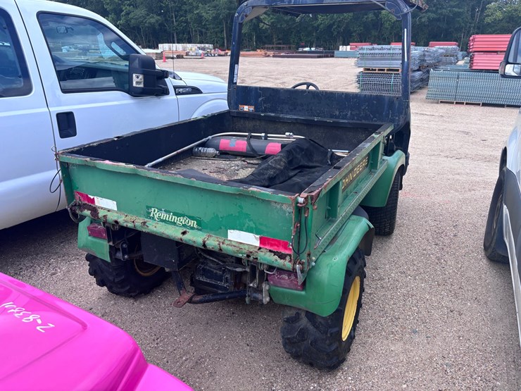 john-deere-gator-image-3