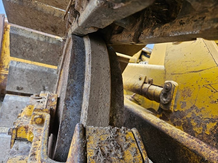deere-550g-lgp-image-22