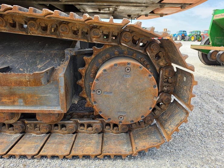 2022-doosan-dx225-lc-image-12
