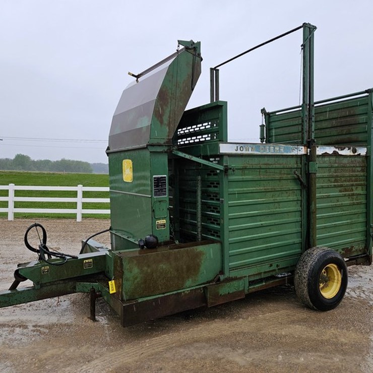 JOHN DEERE 100