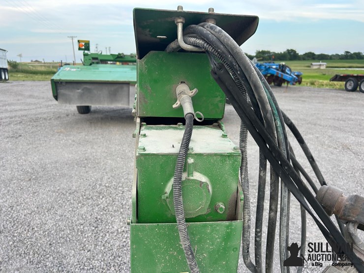 2006-john-deere-946-image-15