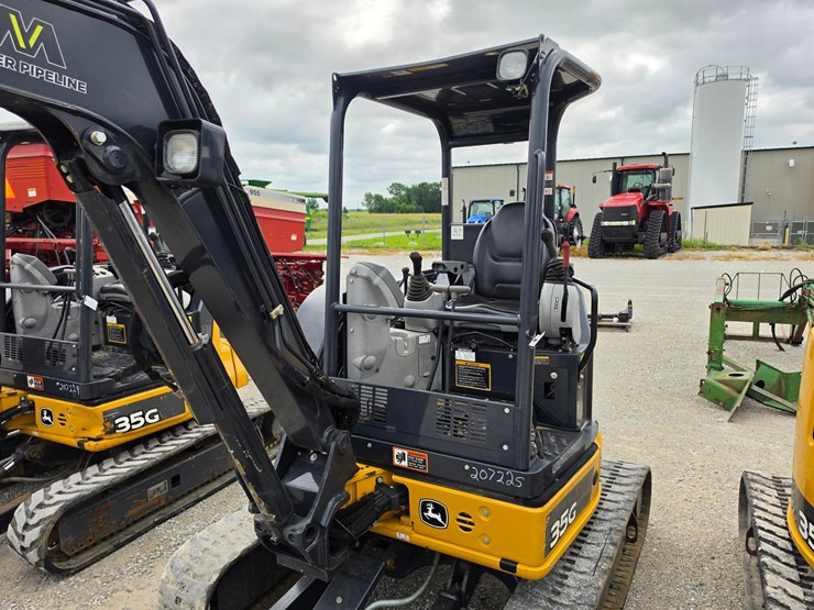 2020-deere-35g-image-5