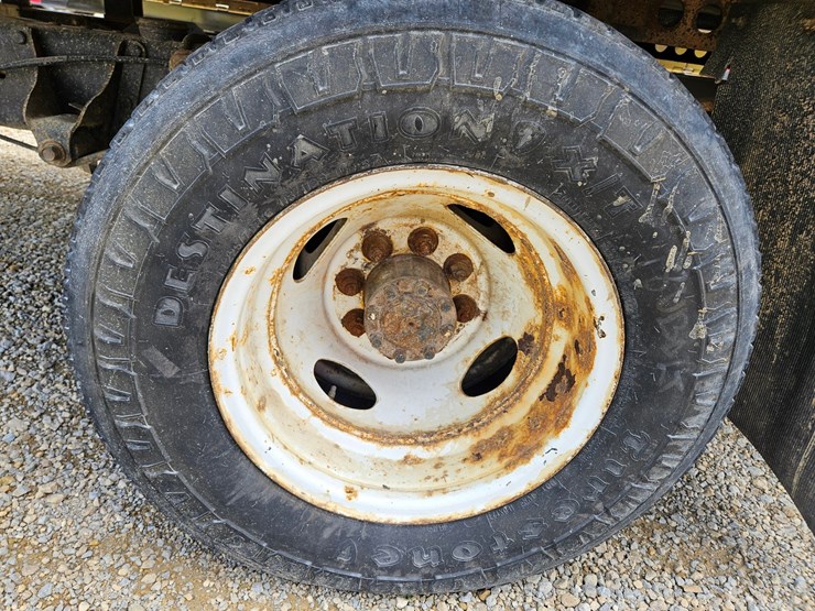 2018-ford-e450-image-14