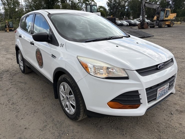 2015-ford-escape-image-2