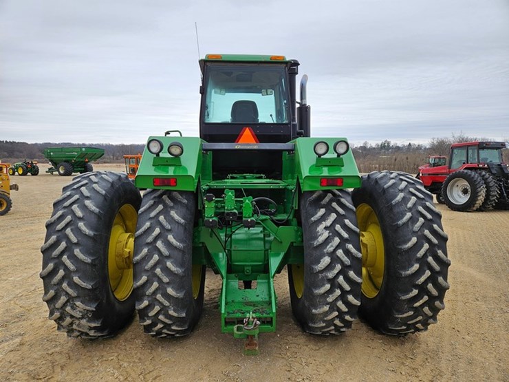 john-deere-8570-image-5