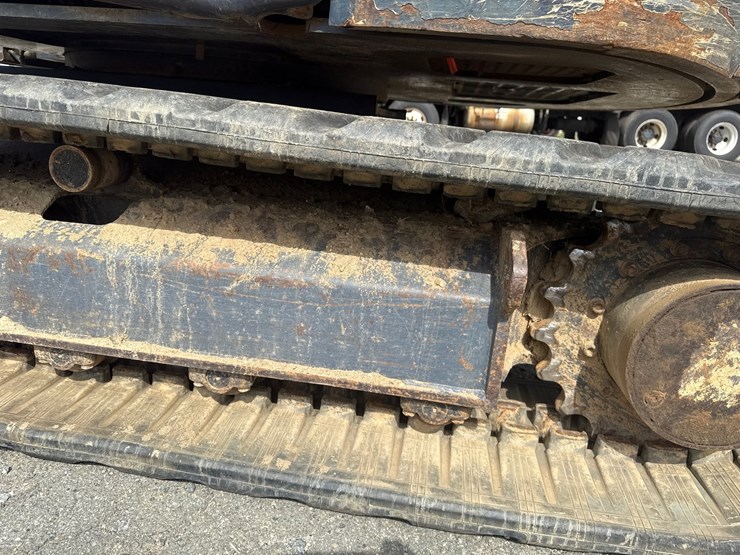 2012-kubota-kx080-3-image-34