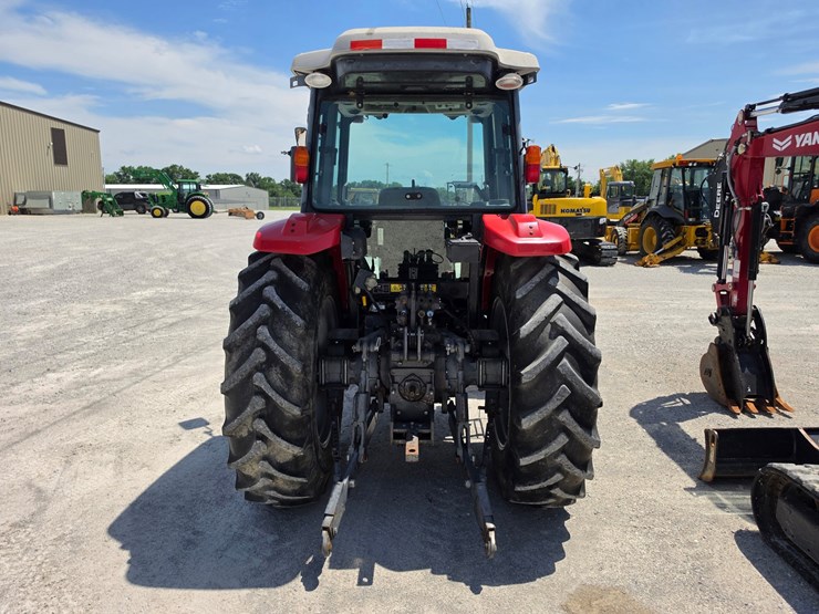 2014-massey-ferguson-4610-image-6