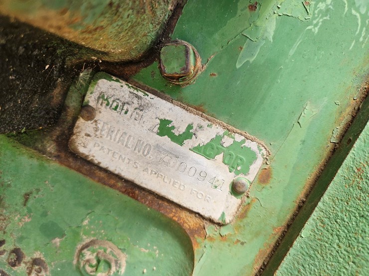 john-deere-70-image-39