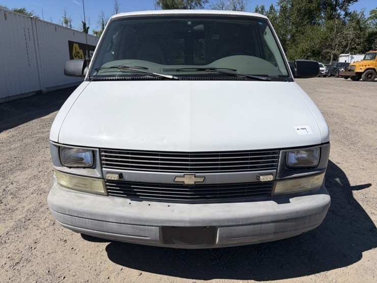2005-chevrolet-astro-image-8