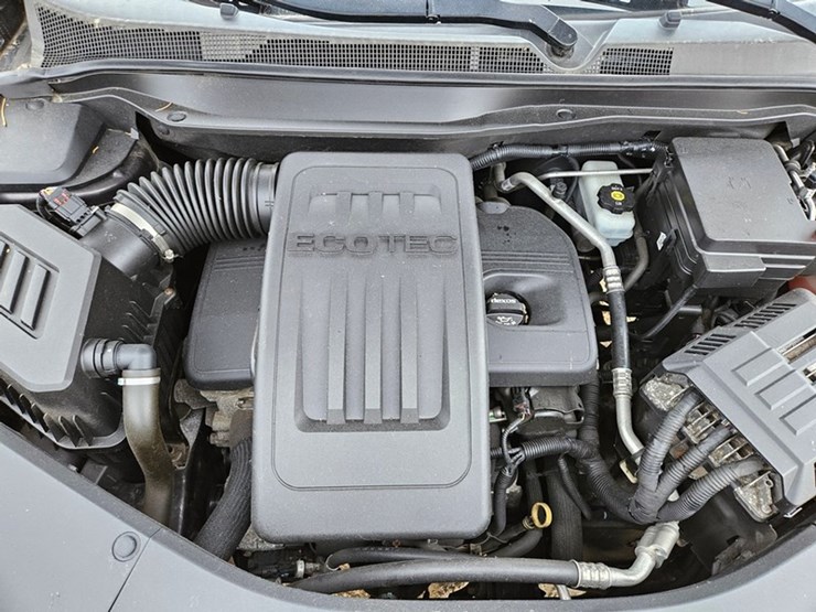 2014-chevrolet-equinox-lt-image-10