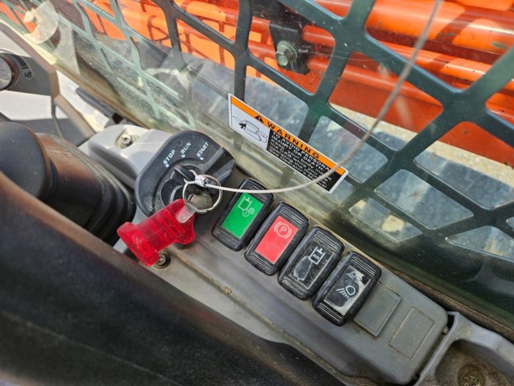 2020-kubota-svl75-2-image-31