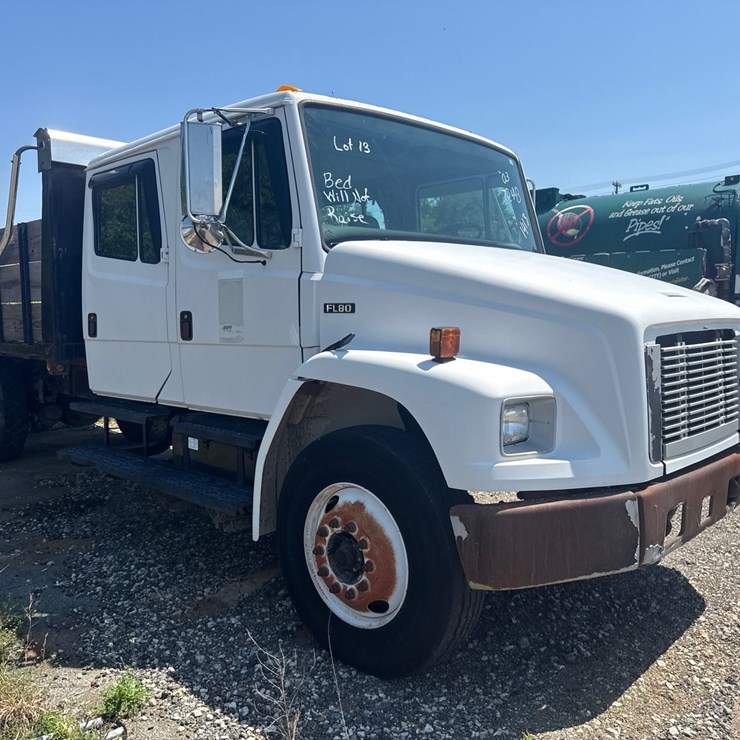 2003 FREIGHTLINER FL80