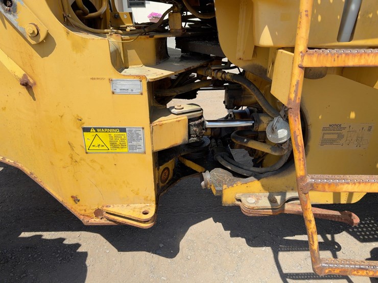 1994-caterpillar-928f-image-16