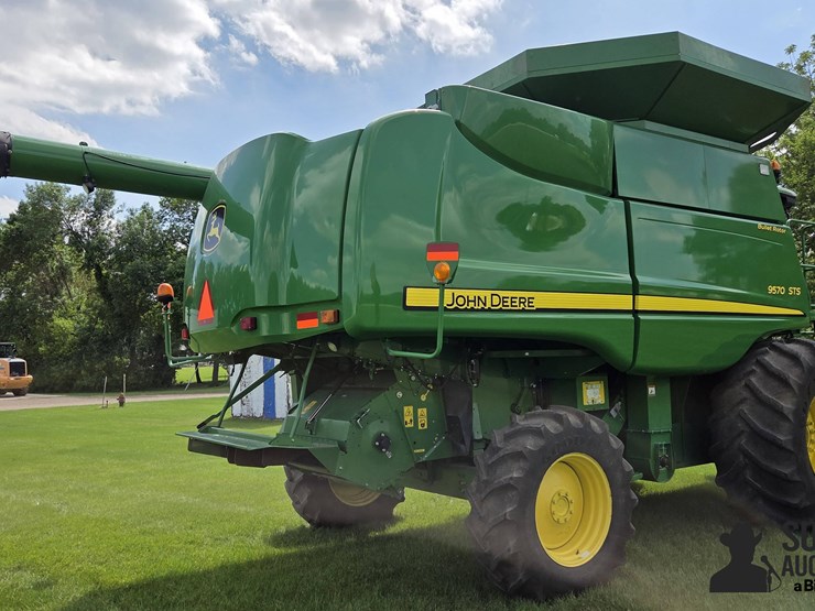 2010-john-deere-9570-sts-image-5