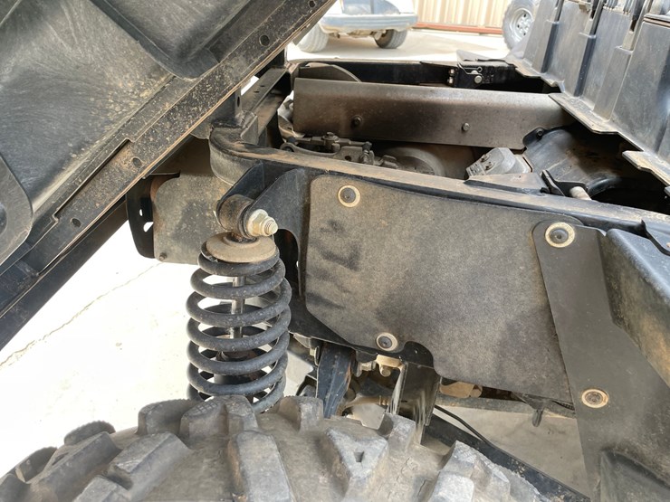 2016-john-deere-550-image-15