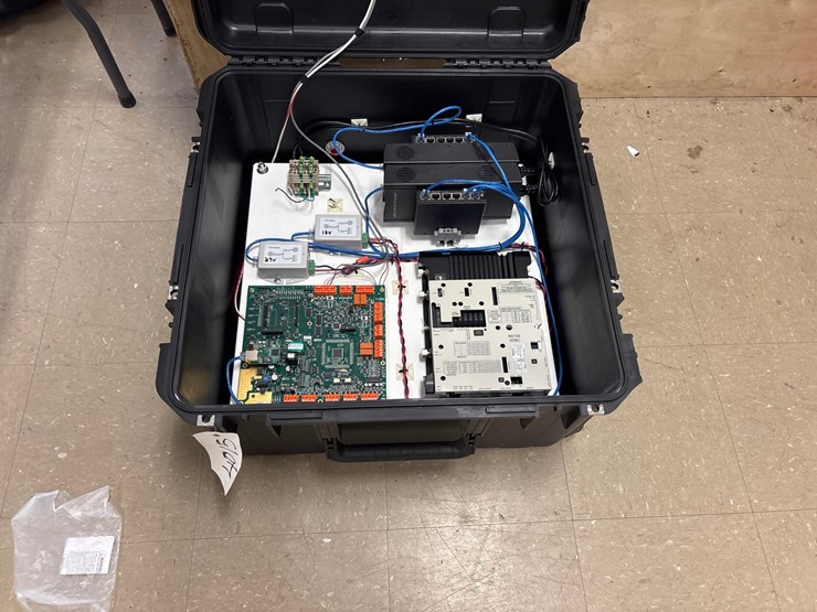 #4015-•-portable-network-switches-and-plastic-waterproof-case-image-2