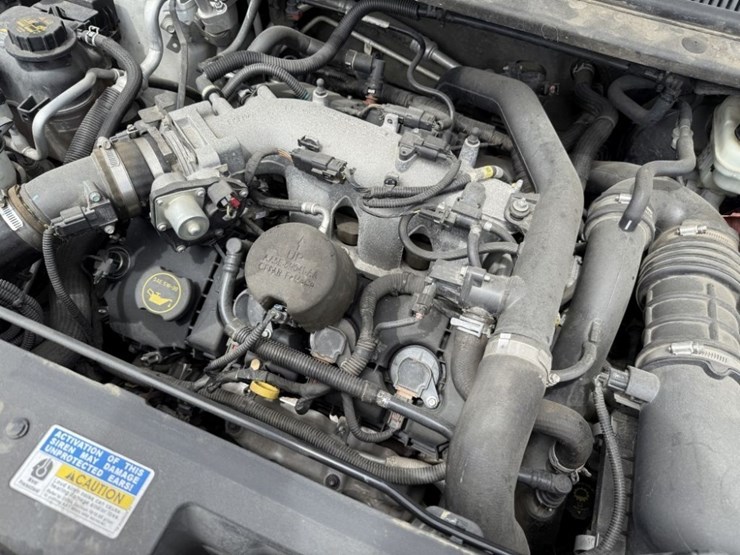 2015-ford-explorer-image-12