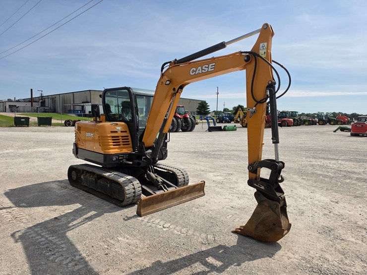2019-case-cx57c-image-26