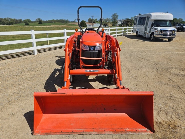 2021-kubota-l4701-image-8