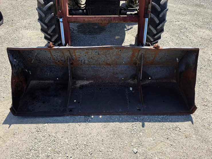 1988-case-ih-885-image-3