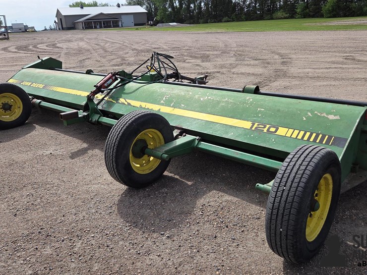 john-deere-120-image-5