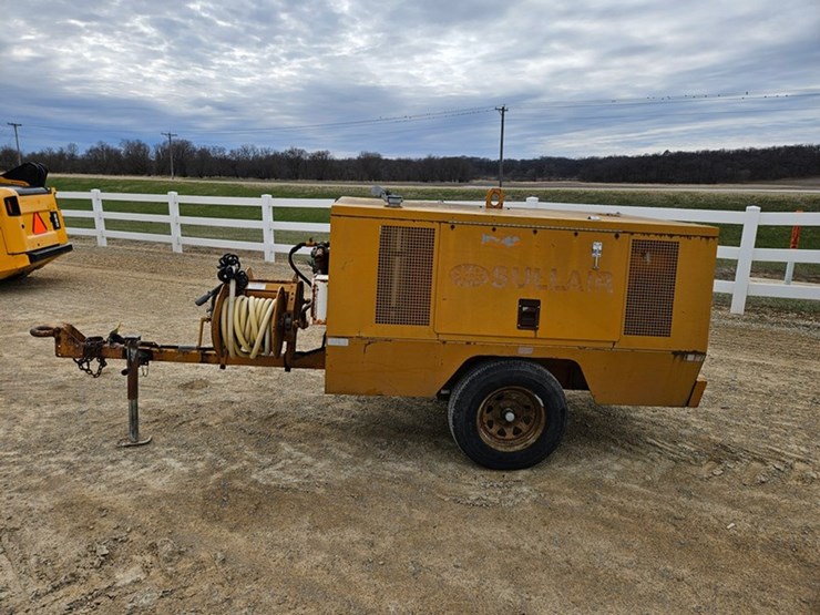 #5070-•-sullair-175q-air-compressor-image-2